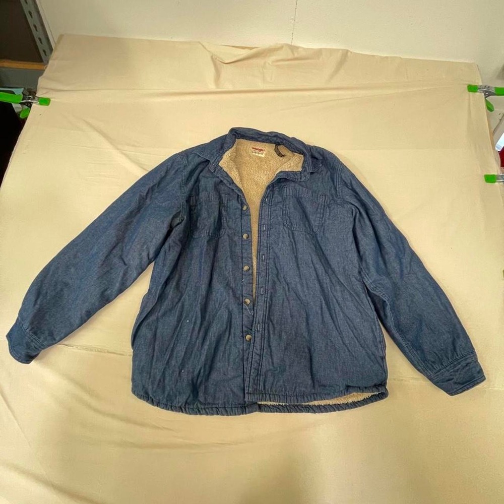 Wrangler blue sherpa-lined shirt jacket